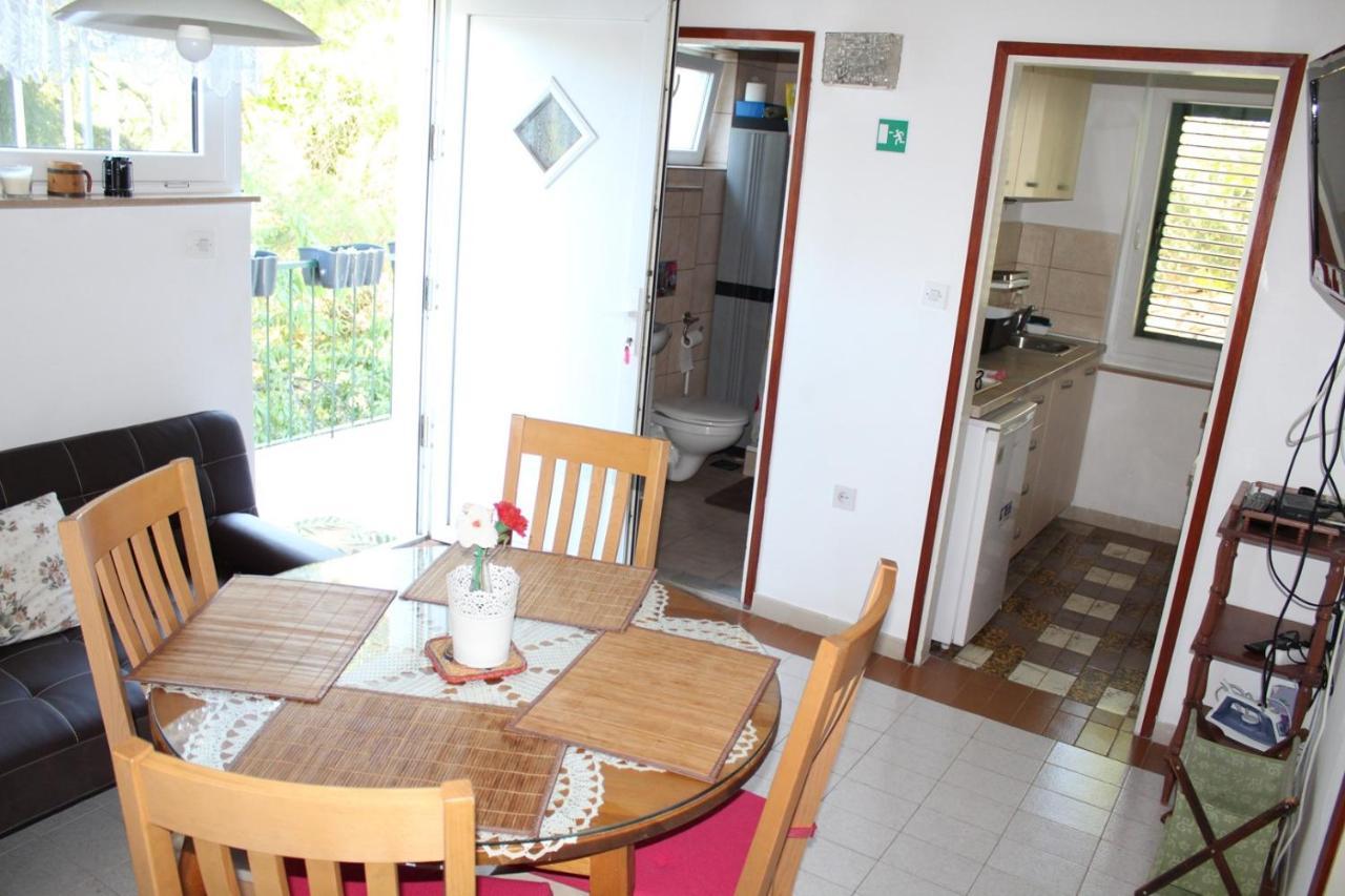 Apartments Demori Primošten Εξωτερικό φωτογραφία
